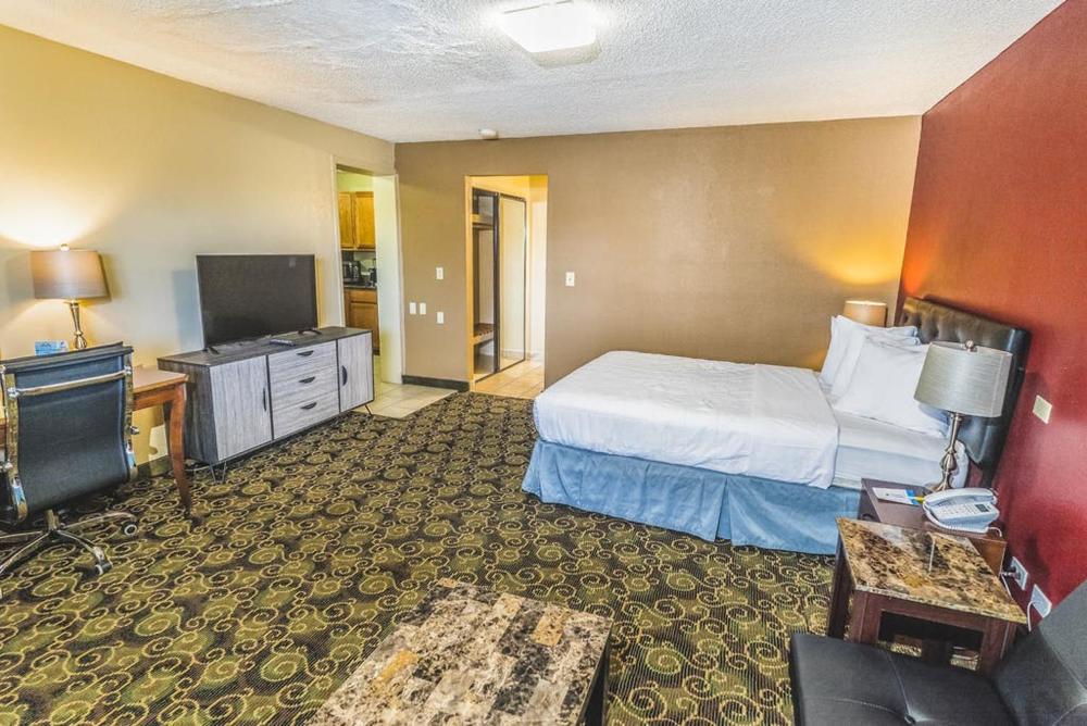 King Room - Non-Smoking